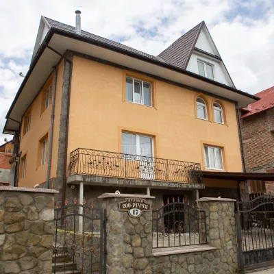 Guest House "U Almy" — 2