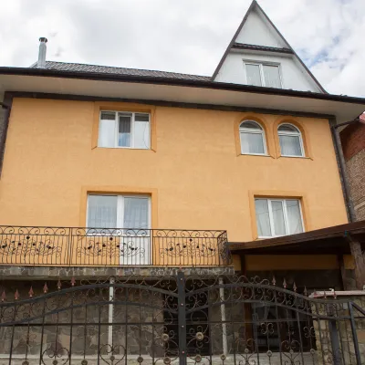 Guest House "U Almy" — 4