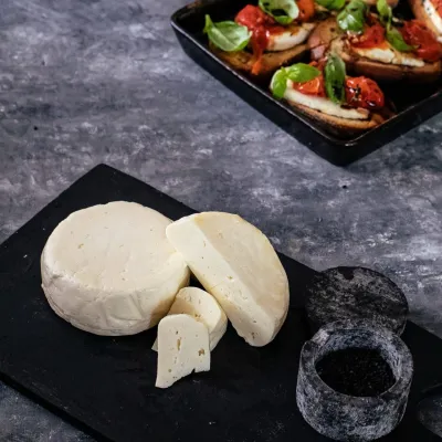 Serowarnia Piastowska, Krosno: aged and fermented cheeses — 3
