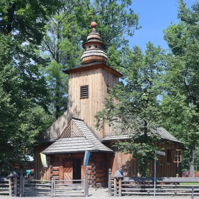 Old Church and Pęksowy Brzyzek Cemetery