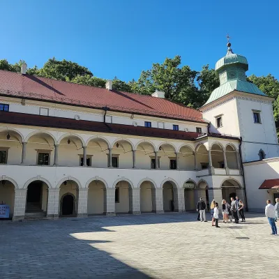 Zamek w Suchej Beskidzkiej (Mały Wawel) — 2