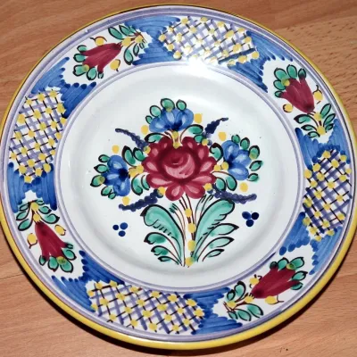 Slovak Folk Majolica in Modra: pottery tour and painting — 3