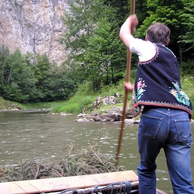 Goral raftsmen of Červený Kláštor: wooden-raft trip on the Dunajec — 4