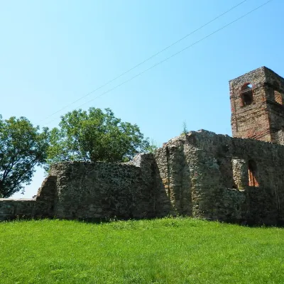 Monaster w Krásnym Brodzie: ruiny i sanktuarium — 2