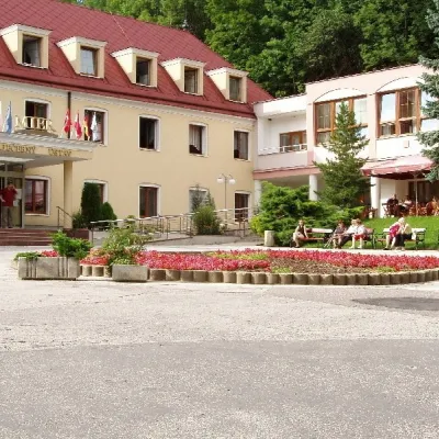 Курорт Бойниці: термальні джерела, басейни й процедури