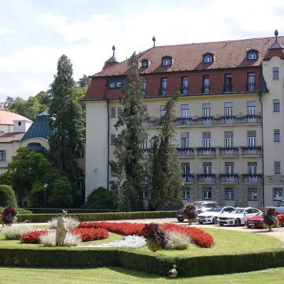 Piešťany: Wyspa Zdrojowa, błoto siarkowe i łaźnie termalne — 5