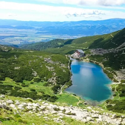 Velické pleso and Sliezsky dom — 2