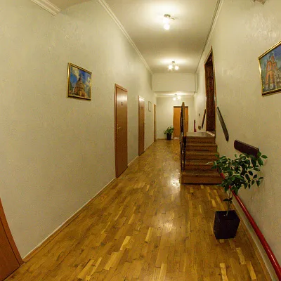 "Гранд Хостел" Чернівці Прутська, 24 — 4