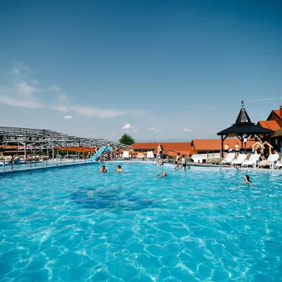 Термальний комплекс «Теплі води», Велятино