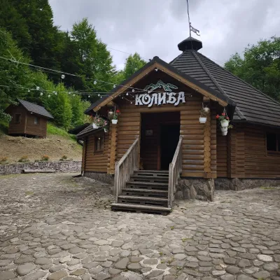 Restauracja-kołyba „Kołyba”, Sokołówka — 2