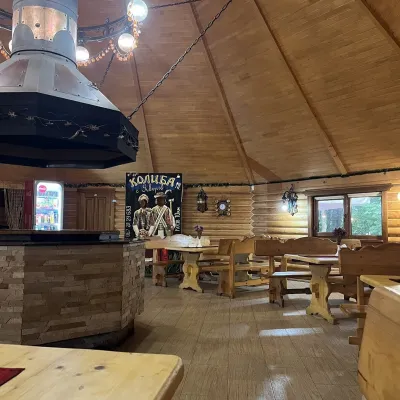 Restauracja-kołyba „Kołyba”, Sokołówka — 4