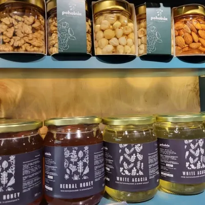 Pcholnik honey, Mukachevo — 2