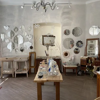 Sklep-galeria „Szczoś Cikawe”, Lwów — 2