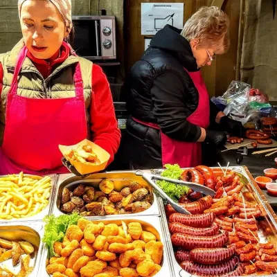 Jarmark bożonarodzeniowy na Rynku, Lwów — 2