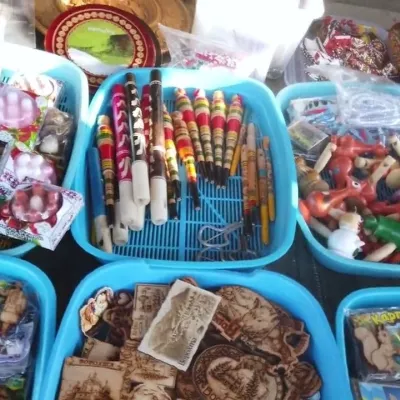 Bazar pamiątek przy skoczniach, Worochta — 5