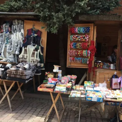 Сувенірний ринок «Вернісаж», Трускавець
