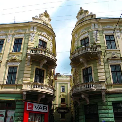 Будинки-близнюки, Чернівці