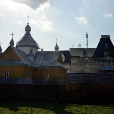 Kościół Podwyższenia Krzyża Świętego, Nadvirna