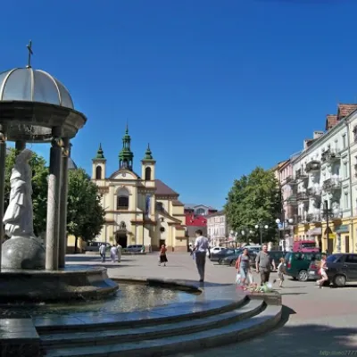 Fontanna z figurą Najświętszej Maryi Panny, Iwano-Frankowsk — 3