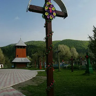The Church of the Holy Great Martyr Paraskeva Pyatnitsa, Sheshory — 2