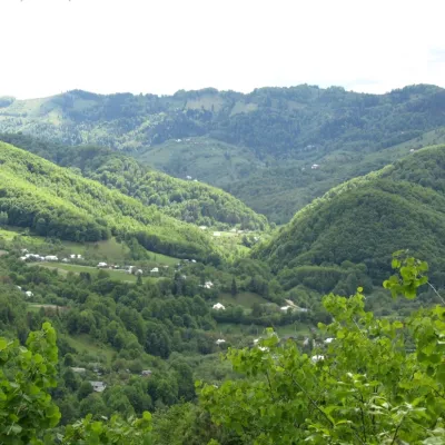Каменистий хребет