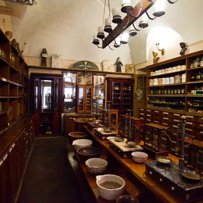 Apteka-muzeum "Pod Czarnym Orłem" — 4