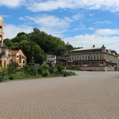 Maidan Rizdva, Halych