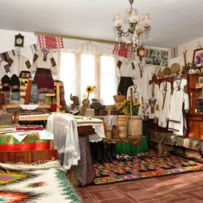 Muzeum-państwo Halynka Verkhovynka (Muzeum Vyshyvanka), Iltsi — 5