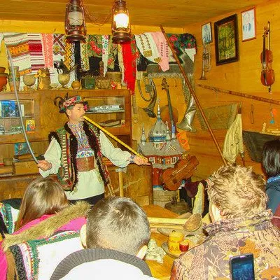 Muzeum życia i sztuki huculskiej "Na trembitach", Werchowyna — 4