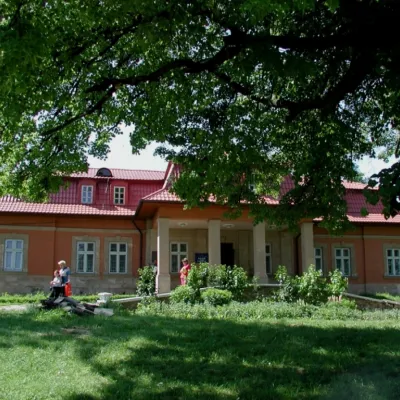 Muzeum Historii Starego Halicza (Pałace Metropolitalne) w Krylosie — 3