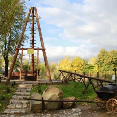 Museum of oil fields in Galicia, Pniv