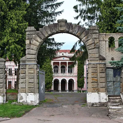 Палац Графа Бадені, Буськ — 4