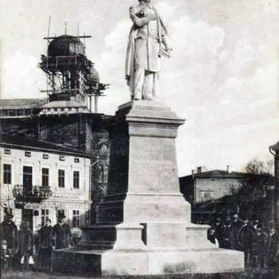 Пам'ятник Адамові Міцкевичу, Івано-Франківськ