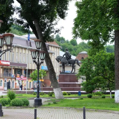 Pomnik Daniela Halickiego, Hałycz — 5