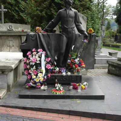 Monument to V. Ivasyuk — 3
