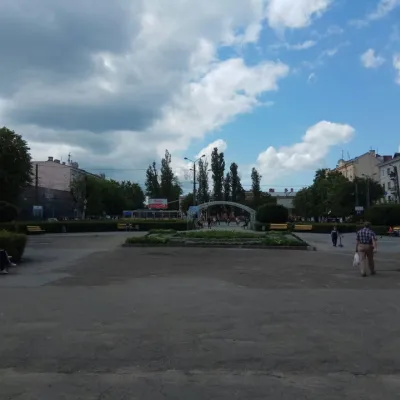 Соборна площа, Чернівці — 3