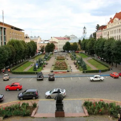 Театральна площа у Чернівцях
