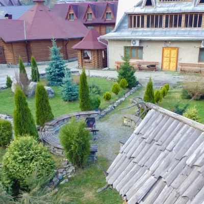 Гостинний двір "Зґарда" Верхній Ясенів