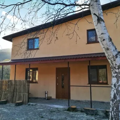 Gospodarstwo "Pisnia Karpat" Dubyna — 2