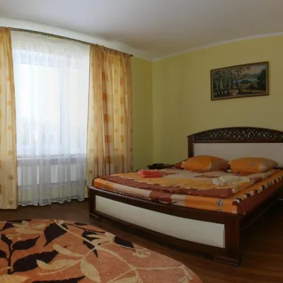 Gospodarstwo "Postoyaly Dvir" Mykulychyn — 2