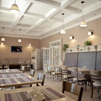 Hotel-Restauracja "Velyur" Mukaczewo — 5