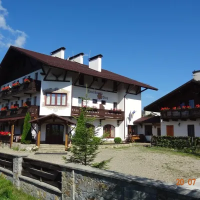 Pensjonat "Alpejski Dwór" Slavske — 2