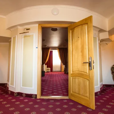 Hotel "Bukowina" Czerniowce **** — 4