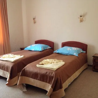 Hotel "Chersak" Mykulychyn — 3