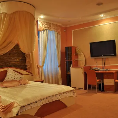 Hotel "Fokus" Chust
