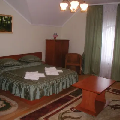 Hotel "Helikon" Yanosh — 2