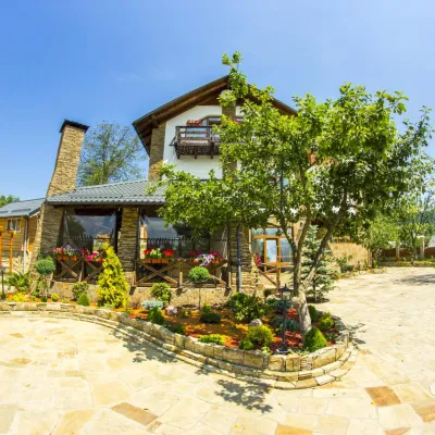Hotel "Chata Huculi" Mykulyczyny — 2
