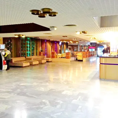 Hotel "Inturist-Zakarpattya" Użhorod — 2