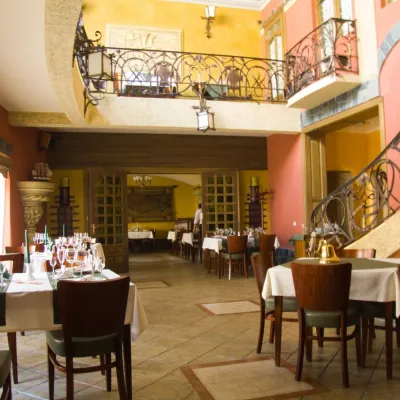 Hotel "Flying Dutchman" Uzhhorod — 2
