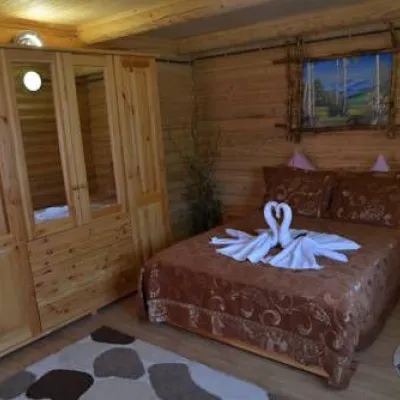 Hotel "Shepit Karpat" Pylypec — 3